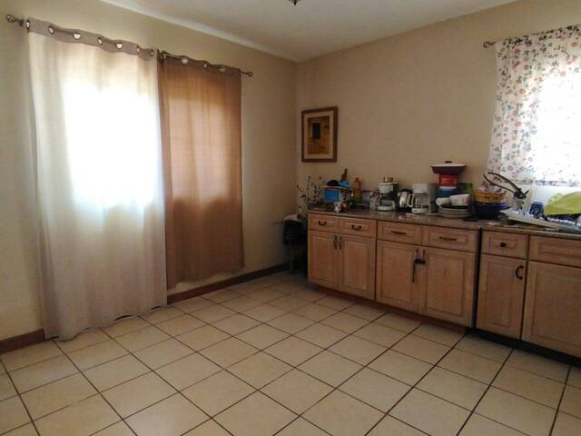 #351 - Casa para Venta en Ciudad de Guatemala - Guatemala - 3