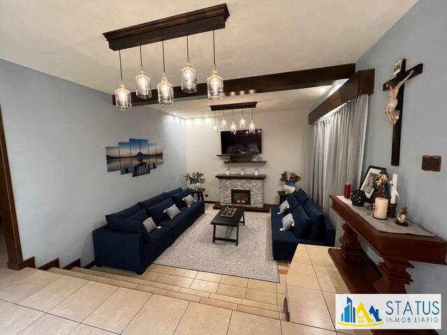 #432 - Casa para Venta en Ciudad de Guatemala - Guatemala - 1