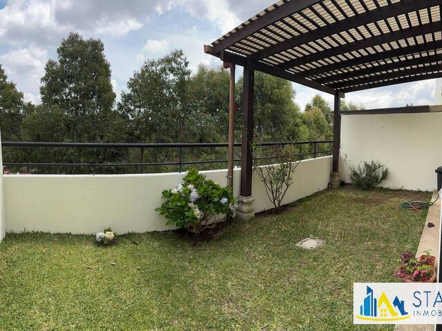 #451 - Casa para Venta en Ciudad de Guatemala - Guatemala - 1
