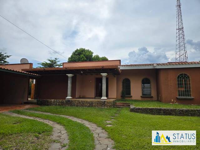 #493 - Casa para Alquiler en Santa Ana - Santa Ana - 1